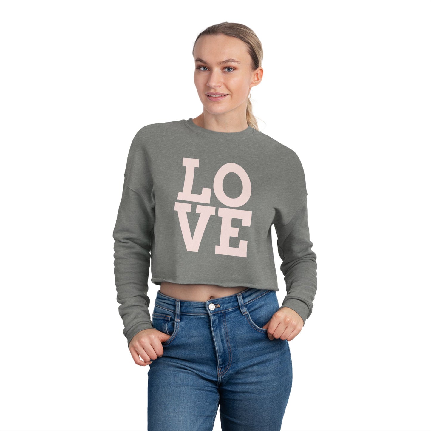 Cropped Sweatshirt with 'LOVE' Design - Stylish, Comfortable & Perfect for Casual Outfits