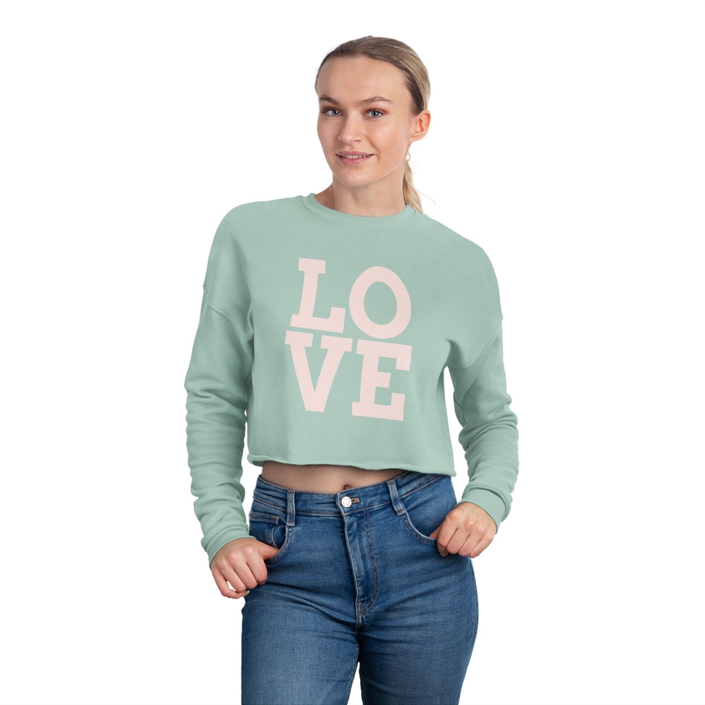 Cropped Sweatshirt with 'LOVE' Design - Stylish, Comfortable & Perfect for Casual Outfits